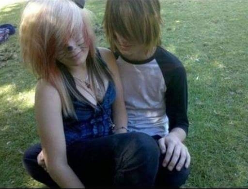 They have been dating for 4 years, but still have not seen each other. - Joke, Images, Humor