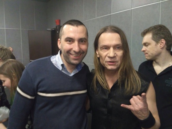 Well, now .... I'm with some man - My, Kipelov, The photo