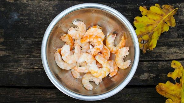 Уха по-фински из лосося и креветок со сливками Уха по-фински, Лосось, Креветки, Вказане, Vkazane, Рецепт, Приготовление, Еда, Видео, Длиннопост