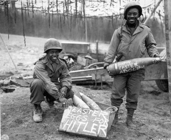 Easter eggs for Hitler, 1945 - Story, The Second World War, Hitler kaput, Easter