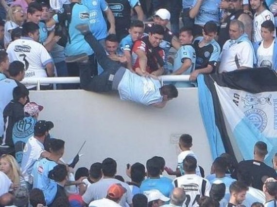 Severe Argentine fans - Football, Болельщики, Fans, Revenge, Murder