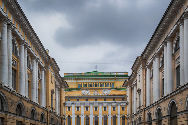 аничков мост портрет на яйце. Смотреть фото аничков мост портрет на яйце. Смотреть картинку аничков мост портрет на яйце. Картинка про аничков мост портрет на яйце. Фото аничков мост портрет на яйце