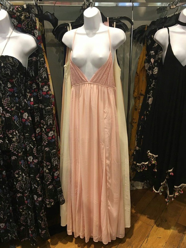 Summer bow. Thanks, exactly what I was looking for. - The dress, Dummy