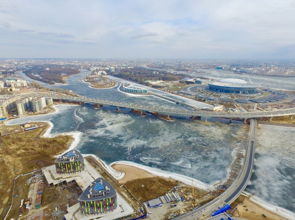 Вид на Зенит-Арену и крестовский остров с высоты - Моё, Газпром арена, Крестовский остров, Санкт-Петербург, Красивый вид, Нева, Зсд, Западный скоростной диаметр, Чемпионат мира по футболу 2018