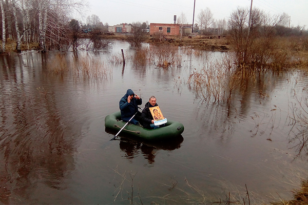 Religious procession on inflatable boats against floods and rodents took place in the Omsk region - Omsk, Procession, Middle Ages
