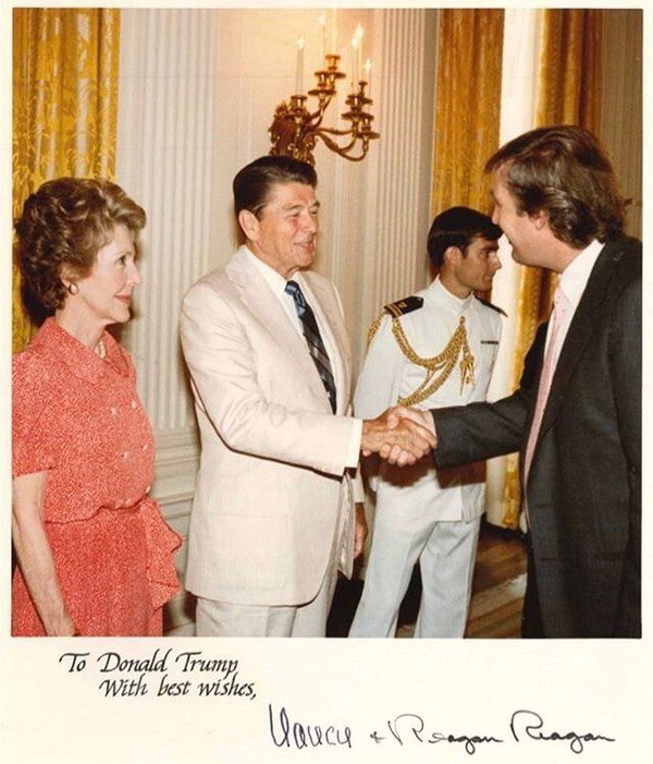 Donald Trump meeting with Ronald and Nancy Reagan. - Politics, Donald Trump, Ronald Reagan, USA