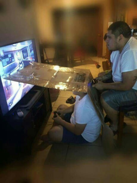 Design: anti-cheat. - Images, 9GAG, TV set, Splitscreen