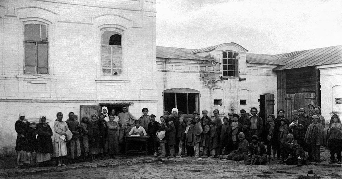 1921 год. Голод в Тамбовской губернии 1921. Челябинск 1920. 1920 Год Челябинская Губерния. Морозовск в годы войны.