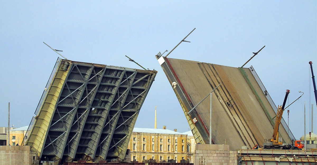 Тучков мост санкт петербург. Тучков мост СПБ. Тучков мост Санкт-Петербург разводка. Разведенный Тучков мост.