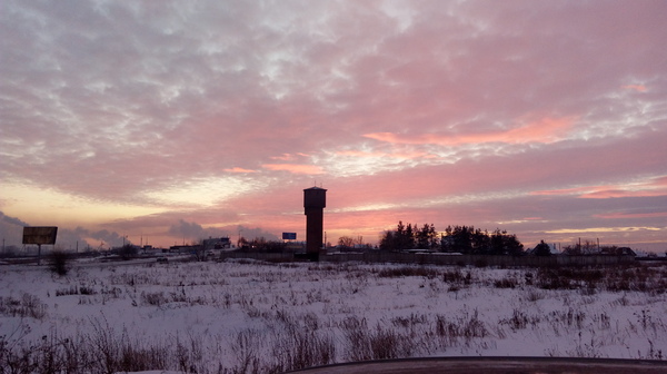 Sky on fire... - My, Sunset, Mmc, Photo on sneaker, Winter, beauty of nature, Industrial, Industrial rock