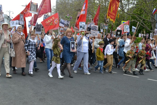 Immortal regiment in Sevastopol - My, Victory parade, Sevastopol, Immortal Regiment, Longpost