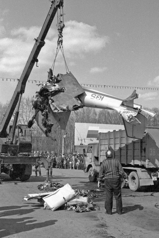 Трагедия в нижнем тагиле 9 мая 1993 года фото