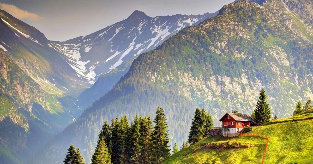 Swiss mountain. Долина Лаутербруннен Швейцария. Швейцария горы Альпы. Швейцария манзаралари. Альпийские пейзажи в Швейцарии.