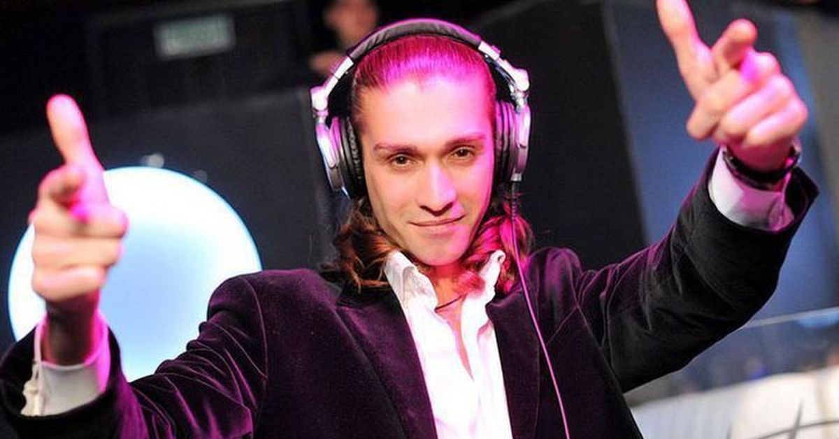 Ruslan nigmatullin. Ruslan nigmatullin. Нигматуллин футболист. Ruslan nigmatullin. Ruslan nigmatullin.