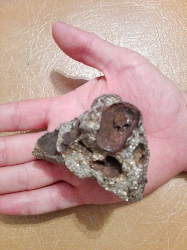 1240 grams help determine what kind of stone, very similar to a meteorite - My, Meteorite, Space, Longpost