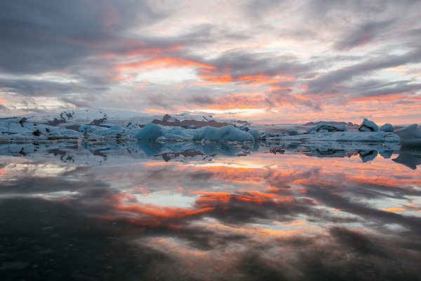 Continuing the theme of sunsets - My, The photo, Sunset, Iceland, Iceberg, Ice, Lake, glacial lake, Longpost
