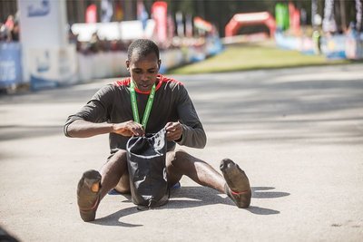 Kenyan wins 23km race by wearing socks - Kenyans, Run, Socks, Estonia, Sport