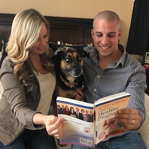 What did she see there? - Dog, People, Books