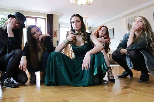 Чёткие выпускницы