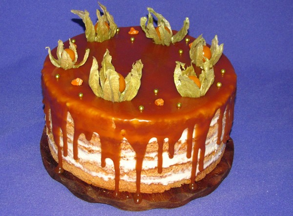 Caramel cake. - My, Cake, Caramel, Wedding, Anniversary, Physalis