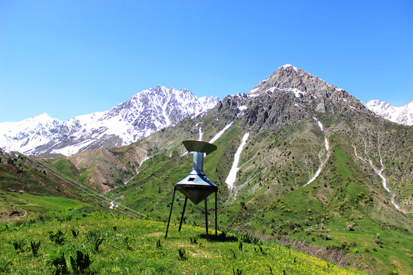 UFO (water meter in the mountains) - My, The mountains, Water meter, Tajikistan