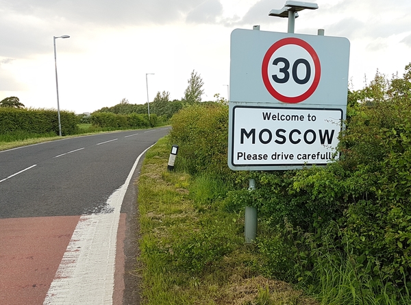 Moscow, she is not alone - My, Moscow, Scotland, Town, Village, Megapolis, Russia, 
