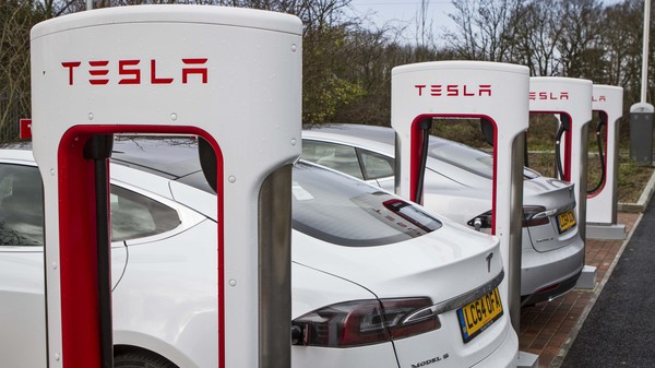      Supercharger   .  , Tesla,  