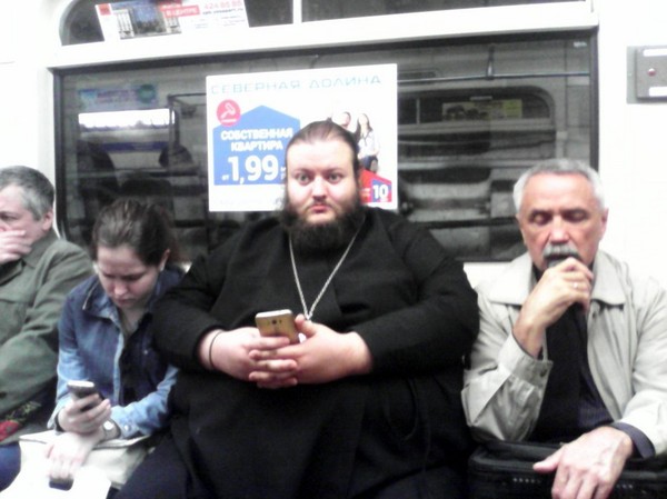 Batjok is thinking about a new post on Pikabu... - Priests, Religion, Metro