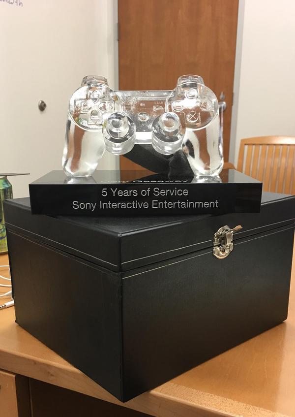 A gift as a thank you for 5 years of work at Sony Interactive Entertainment - Presents, Sony, Gamepad, Gratitude, Corporate culture