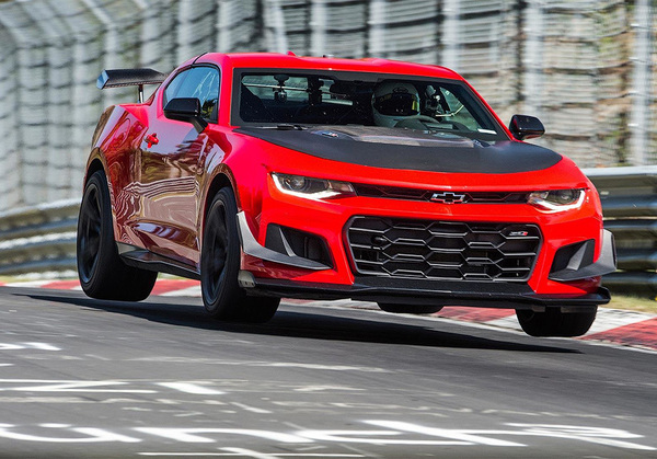 Экстремальный Chevrolet Camaro проехал Нюрбургринг быстрее Ferrari 488 GTB