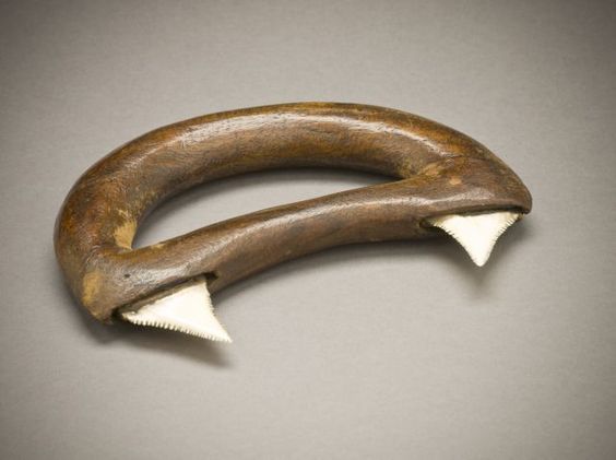 Shark tooth weapon - Weapon, Shark, Hawaii, , Sword, Brass knuckles, Teeth, Cool, Longpost