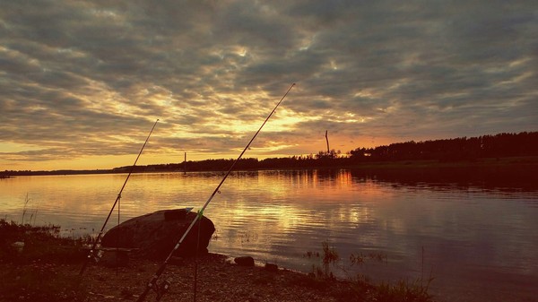 Evening fishing. - My, River, Evening, Volga, Fishing, Sunset, Volga river