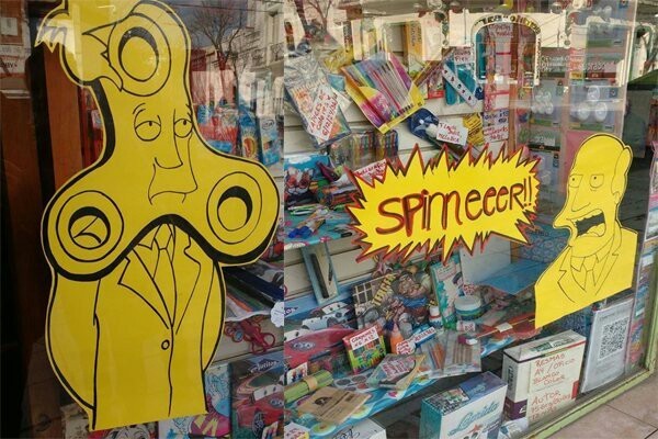 On the topic of the popularity of one trinket ... - Spinner, The Simpsons, not a toy, Humor, Talent, Funny, Internet, A life
