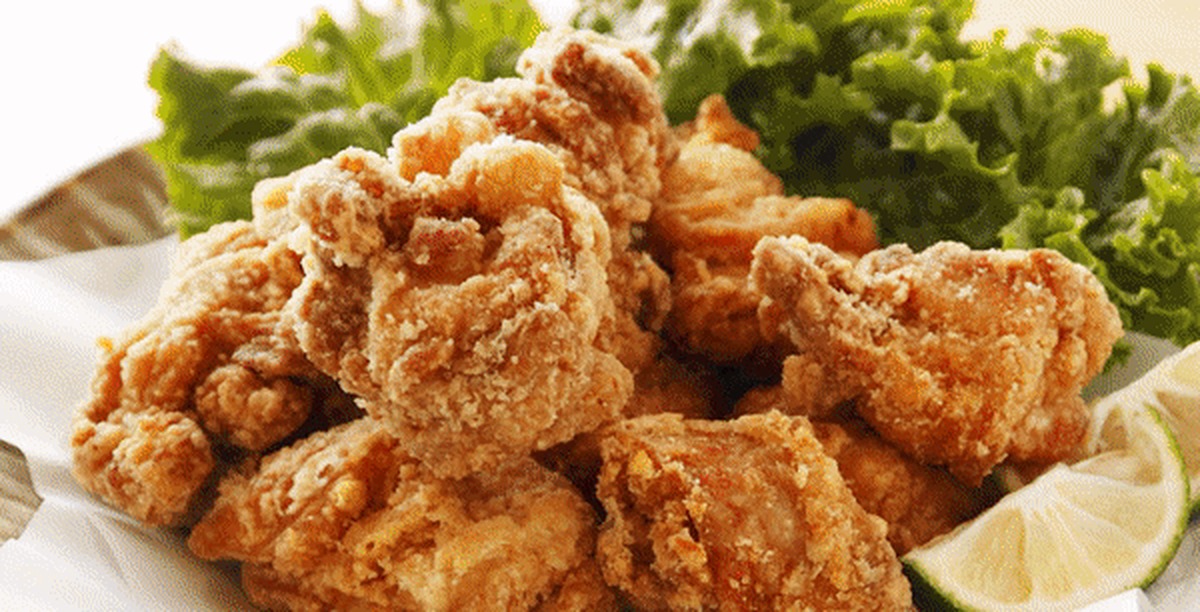 Чикен вики. Тори карааге. Карааге / Karaage. Японская курица карааге. Карааге японское блюдо.