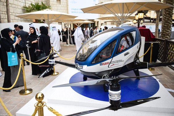 Unmanned flying taxi Ehang 184 is already being tested in the skies over Dubai - Drone, Taxi, Dubai, Sky, Transport, Video