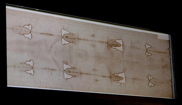 A new study of the Shroud of Turin confirms the authenticity of traces of blood left on it - Archeology, , Religion, Christianity, Shroud of Turin