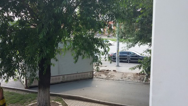 I have no idea why, but in Chelyabinsk they moved a whole kiosk away tonight. - Chelyabinsk severity, Vandalism