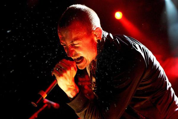 Chester Bennington of Linkin Park committed suicide - , Linkin park