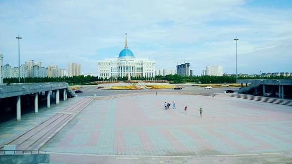 When everyone is at the EXPO - My, Expo, Astana, Emptiness, No people, Photo on sneaker