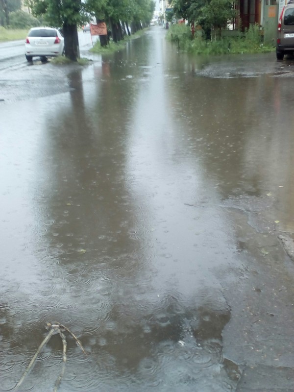 Sidewalk in Arkhangelsk - Arkhangelsk, Swim, Puddle, Rain, My