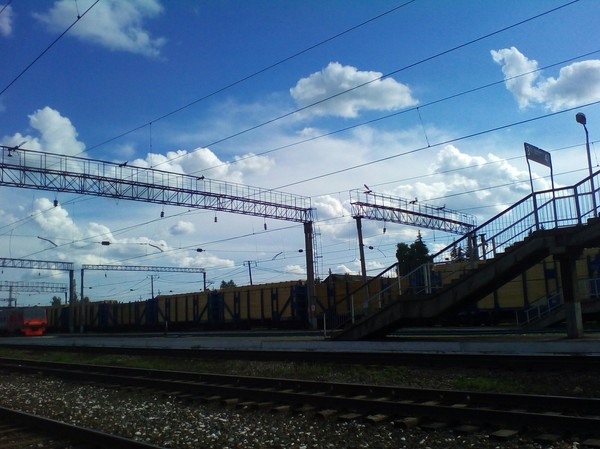 A little bit of sky - Sky, Railway station, Clouds, My, The photo