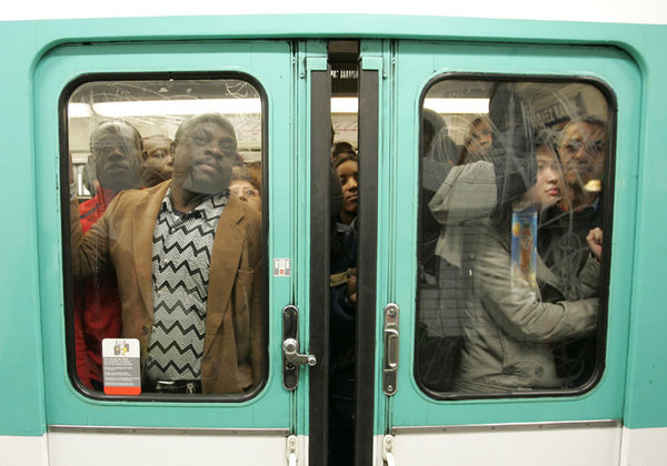 International carriage of the Paris metro - Paris, Metro, People, International, Text