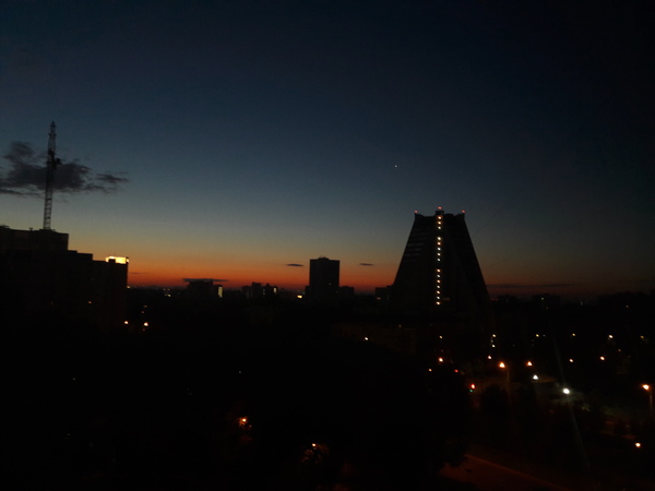 Star Wars has been closer than I thought this whole time. - My, Star Wars, Moscow, dawn, Night, The photo, Coruscant, 