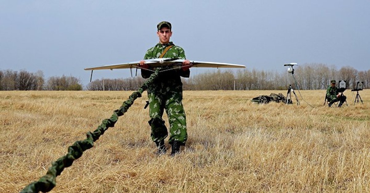 Рост военного. Охотник учения. Учения на полигоне Гороховец 2010. Военные маневры аппараты. Гороховец учения.