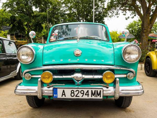 Old Muscovite in Bolgarsky Kiten - My, Moskvich, Retro car, Retro, Made in USSR, the USSR, Bulgaria