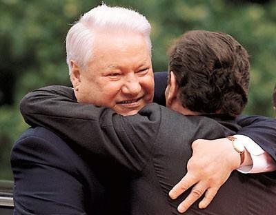 Двух пальцев на левой руке Ельцин лишился в 11 лет