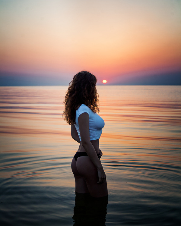 Yesterday I came from the sea - NSFW, My, The photo, Portrait, Beautiful girl, Sea, dawn