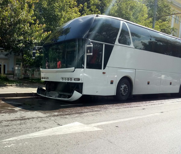 Он хочет тебя съесть