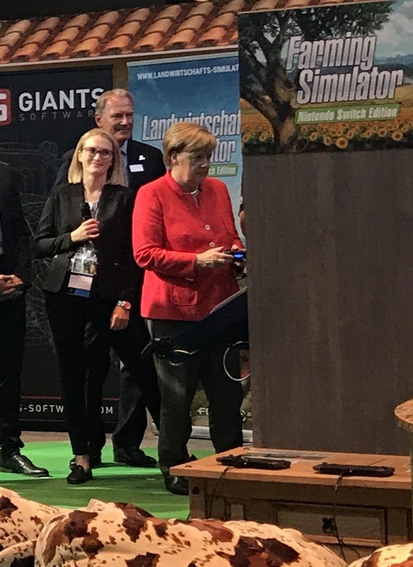       gamescom  , Farming Simulator, Gamescom