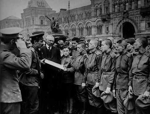 Женский батальон смерти Марии Бочкарёвой. - Первая мировая война, Женский батальон, Мария Бочкарёва, Февральская революция, Октябрьская революция, История, Длиннопост